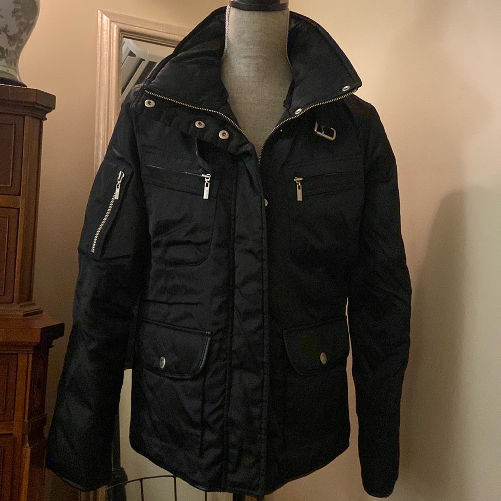 Kors Black Down Short Jacket Size Medium - image 1
